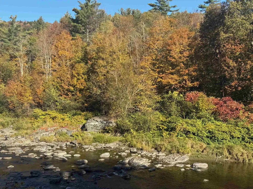 1808 Route 100b Moretown VT 05660