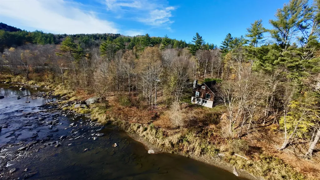 1808 Route 100b Moretown VT 05660