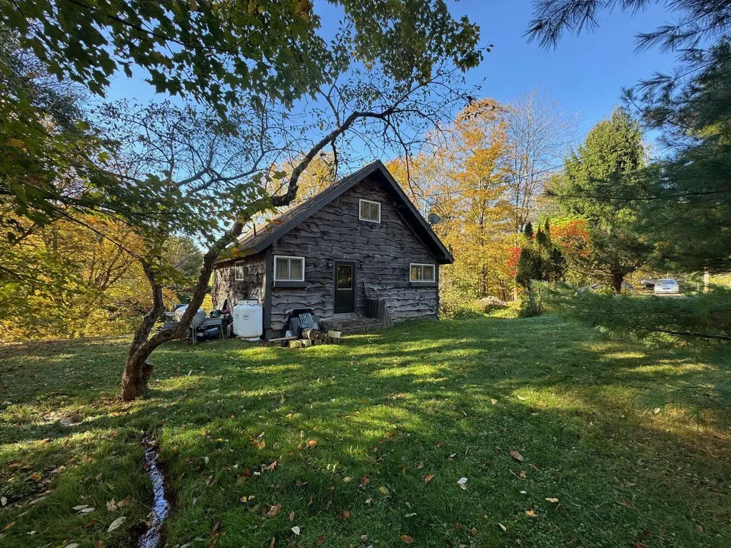 1808 Route 100b Moretown VT 05660