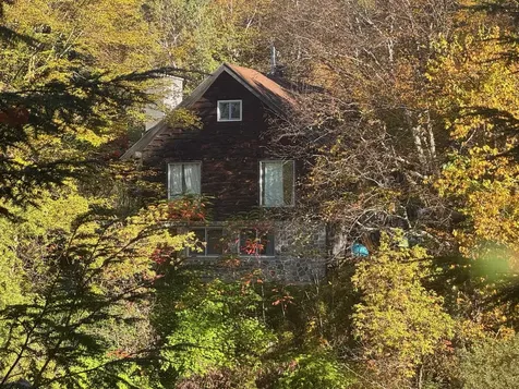 1808 Route 100b Moretown VT 05660