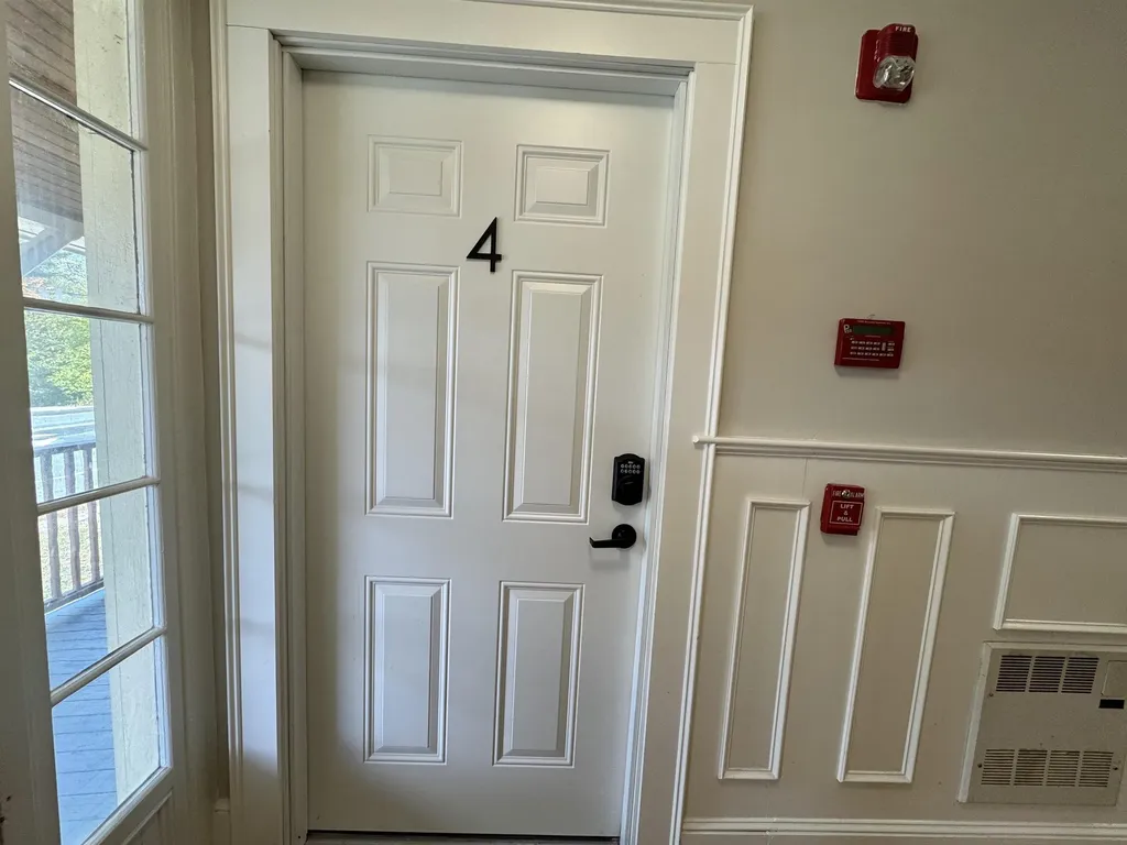 3465 White Mountain Highway Conway NH 03860