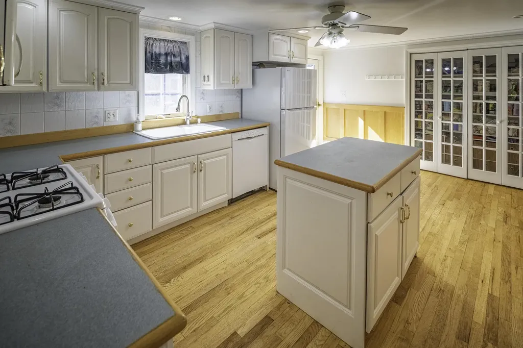 699 Kings Highway Middleton NH 03887