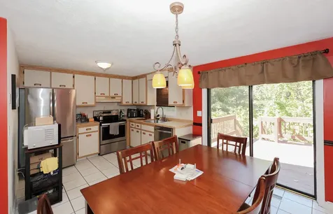 267 Winding Pond Road Londonderry NH 03053