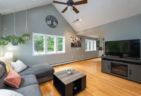 107 Branch Road Weare NH 03281