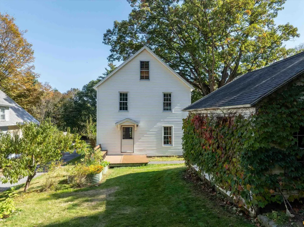 144 Belmont Avenue Brattleboro VT 05301