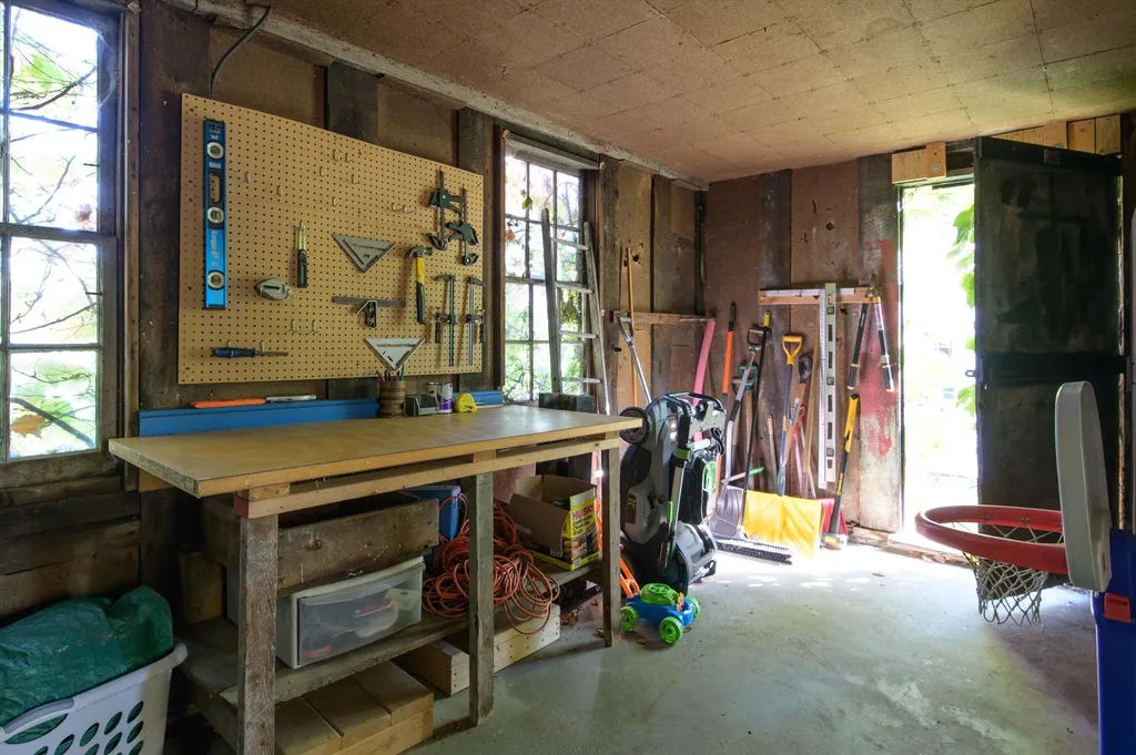 144 Belmont Avenue Brattleboro VT 05301