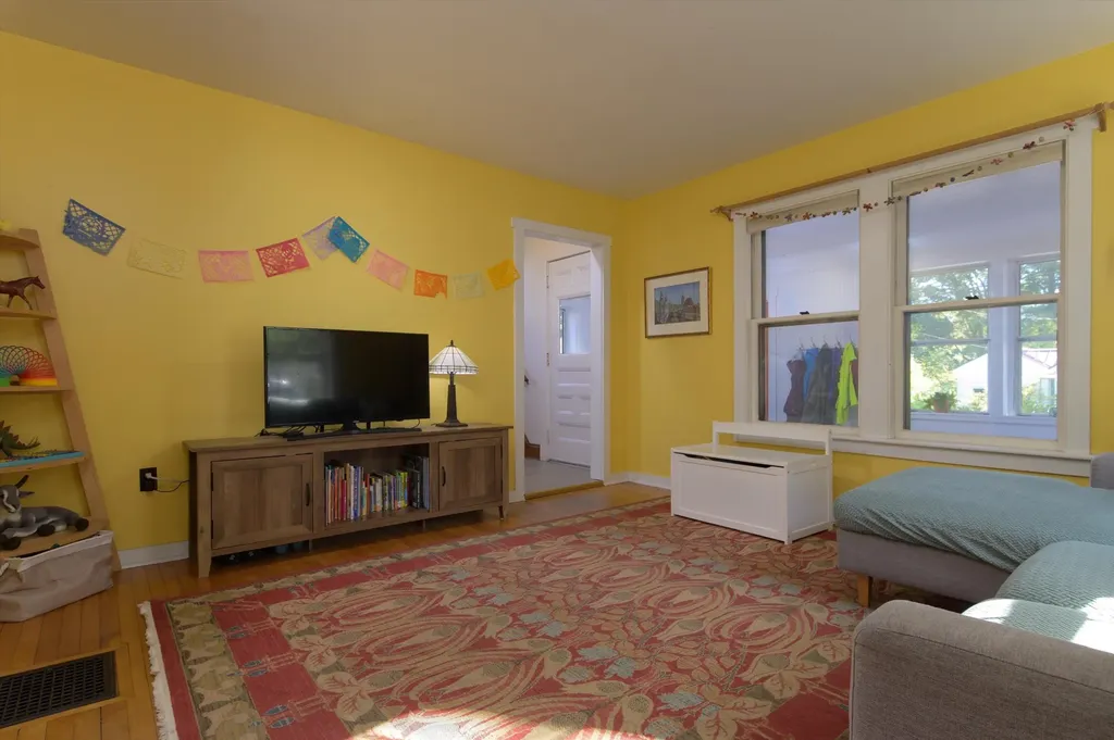 144 Belmont Avenue Brattleboro VT 05301