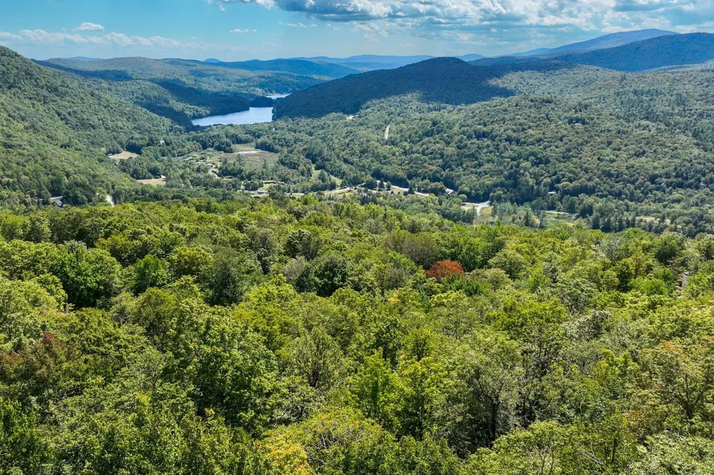 3-57 Snowy Owl Lane Plymouth VT 05056