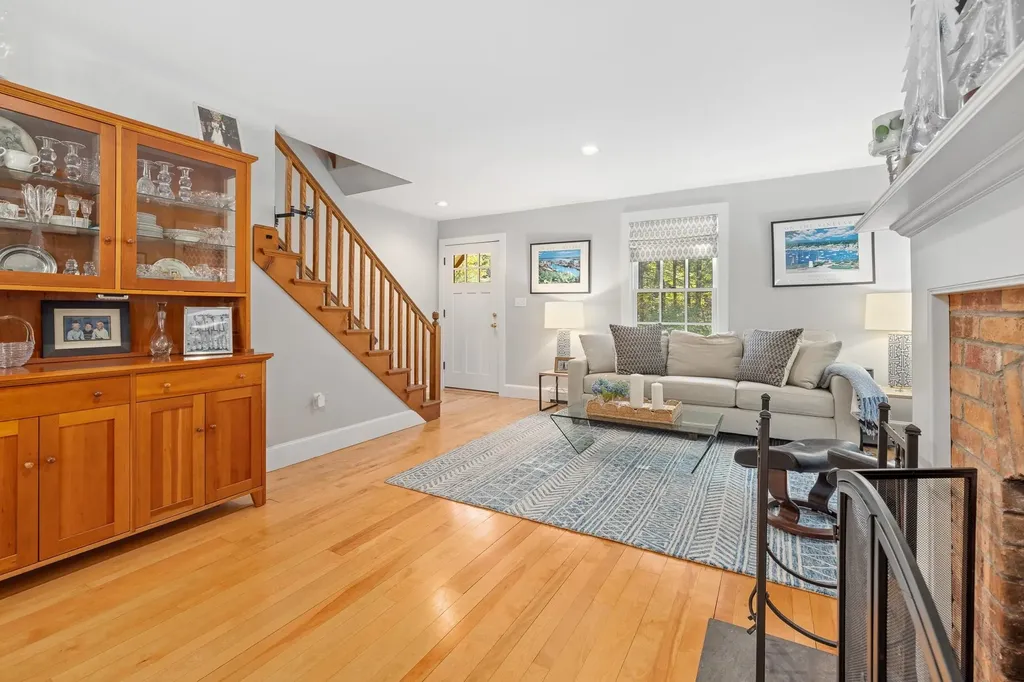 7 Mulherrin Farm Road Hanover NH 03755