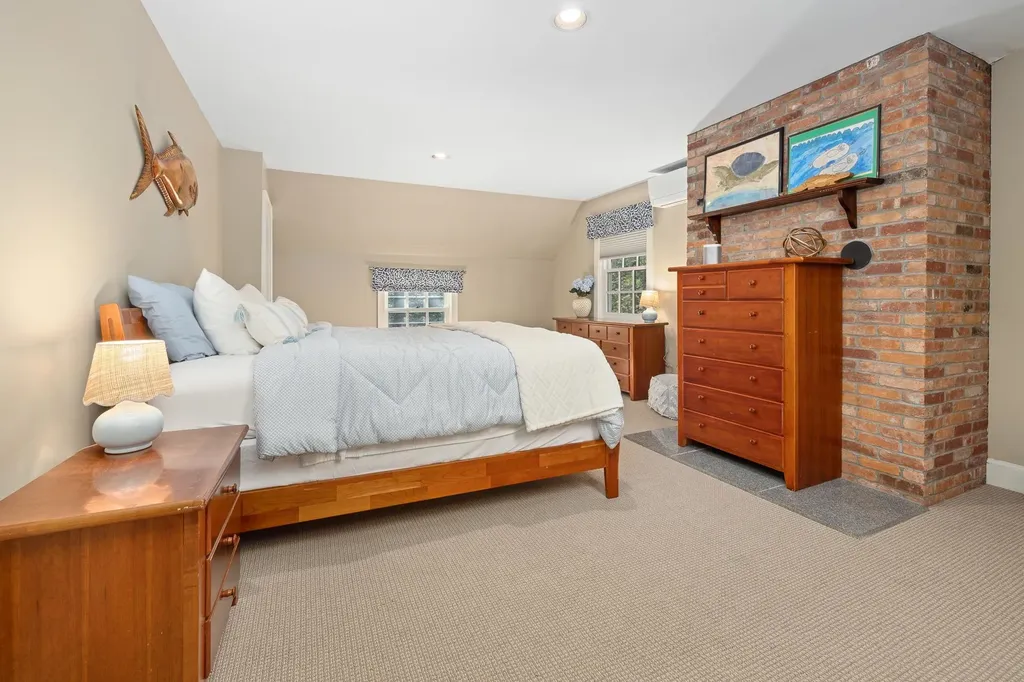 7 Mulherrin Farm Road Hanover NH 03755