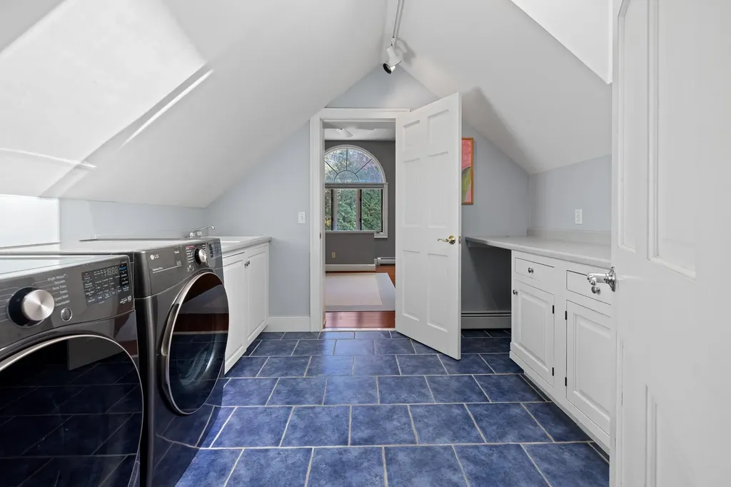 7 Mulherrin Farm Road Hanover NH 03755