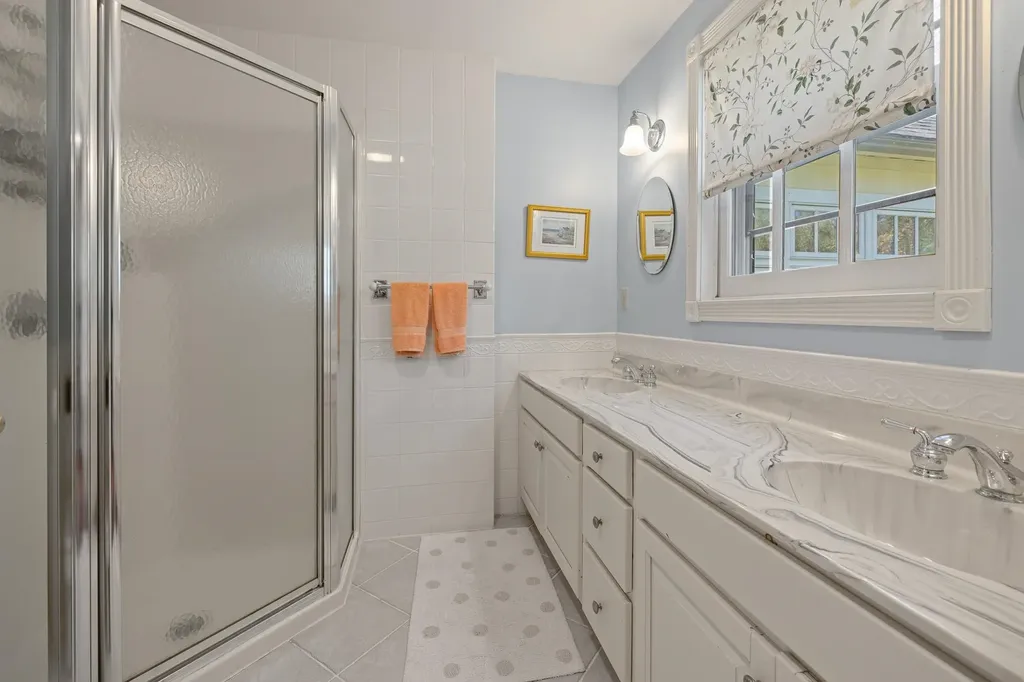 7 Mulherrin Farm Road Hanover NH 03755