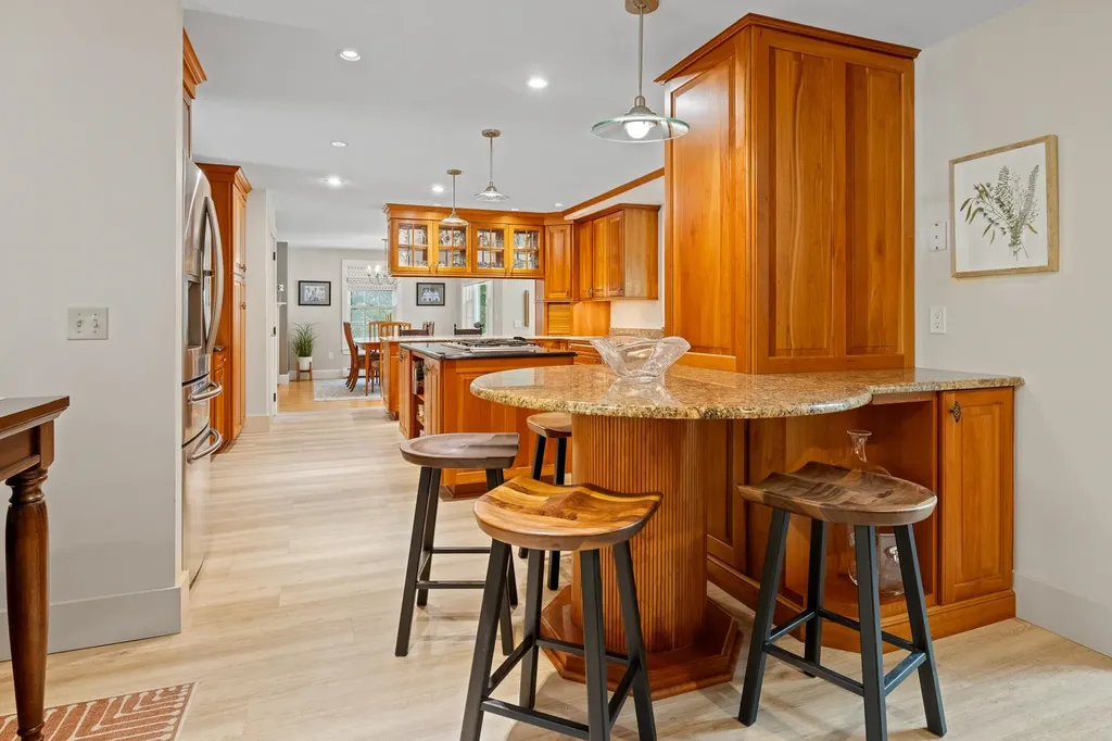 7 Mulherrin Farm Road Hanover NH 03755