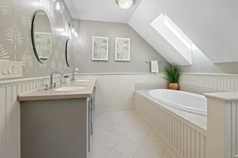 7 Mulherrin Farm Road Hanover NH 03755