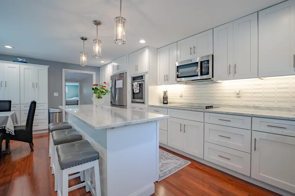 891 Elwyn Road Portsmouth NH 03801