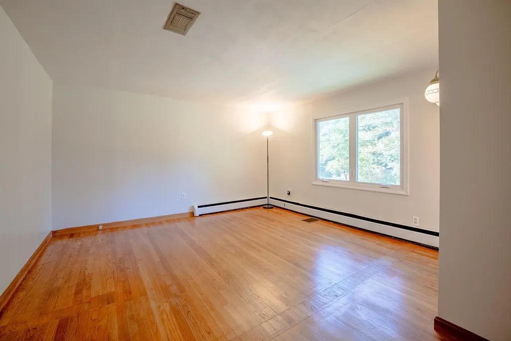 891 Elwyn Road Portsmouth NH 03801