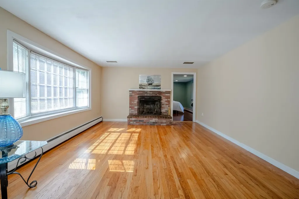 891 Elwyn Road Portsmouth NH 03801