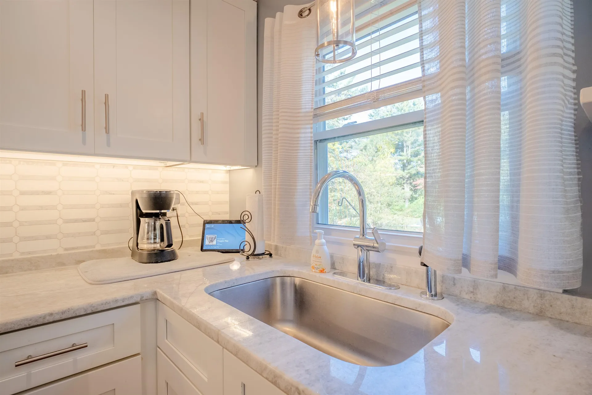 891 Elwyn Road Portsmouth NH 03801