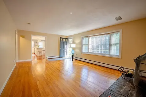 891 Elwyn Road Portsmouth NH 03801