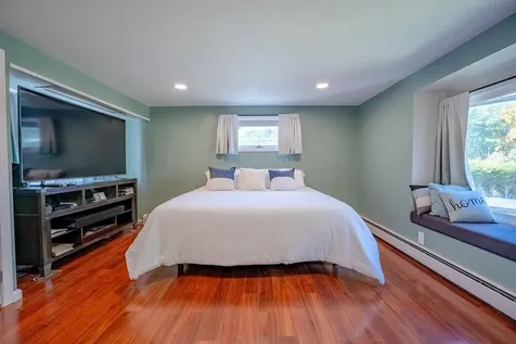 891 Elwyn Road Portsmouth NH 03801