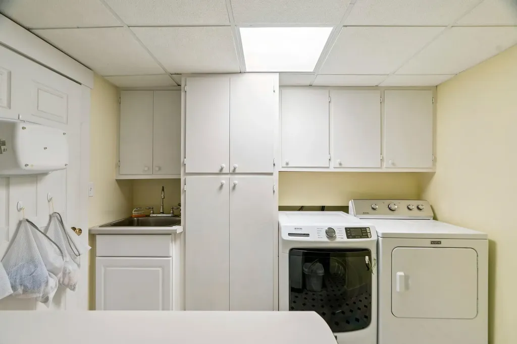 137 North Main Street Lebanon NH 03784