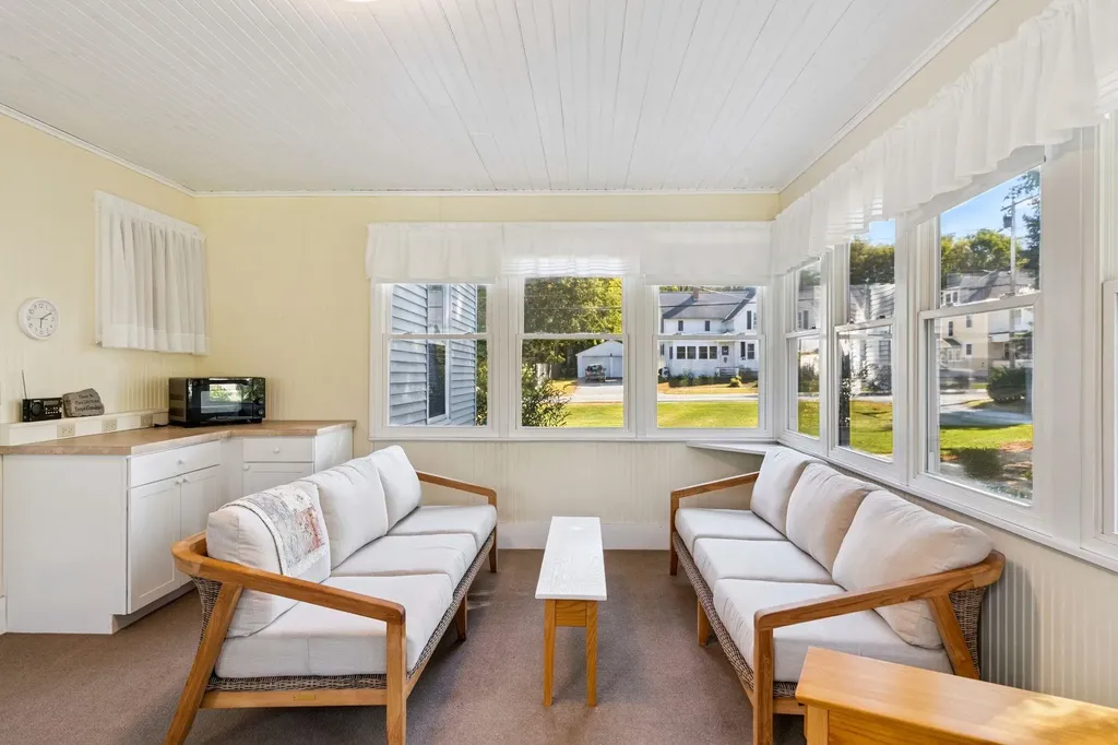 137 North Main Street Lebanon NH 03784