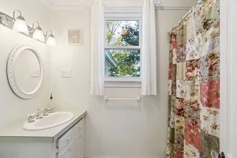 137 North Main Street Lebanon NH 03784