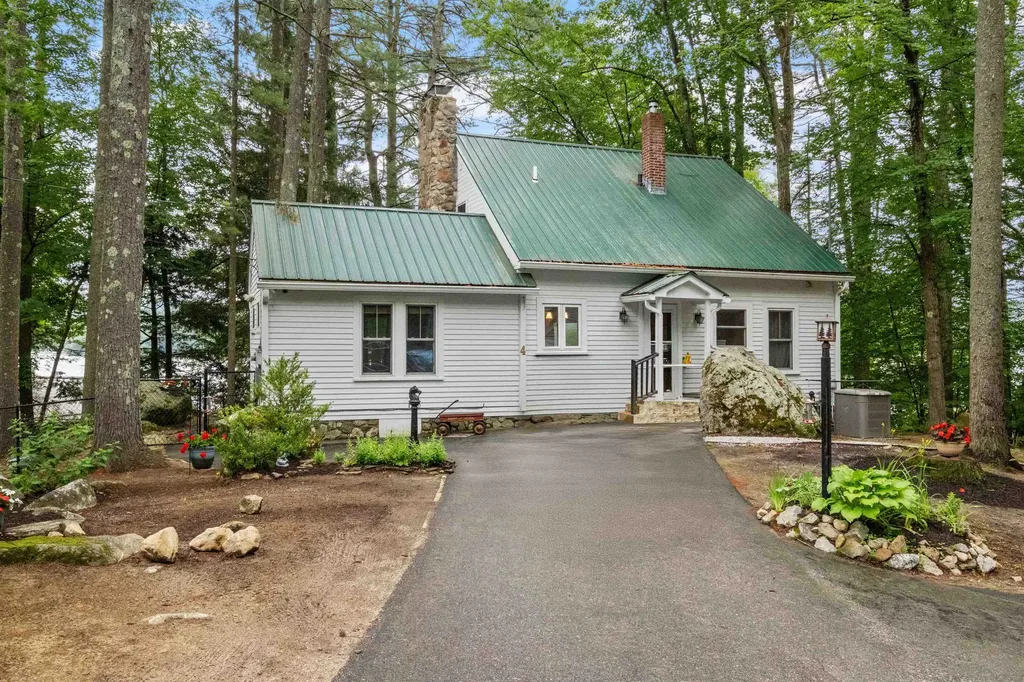 4 Loveren Lane Alton NH 03809