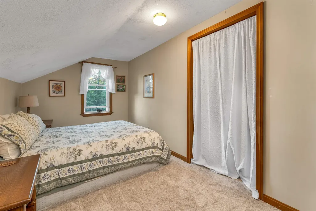 32 Rufus Mountain Road Effingham NH 03882