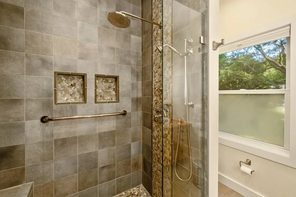 4155 West Shore Road Isle La Motte VT 05463