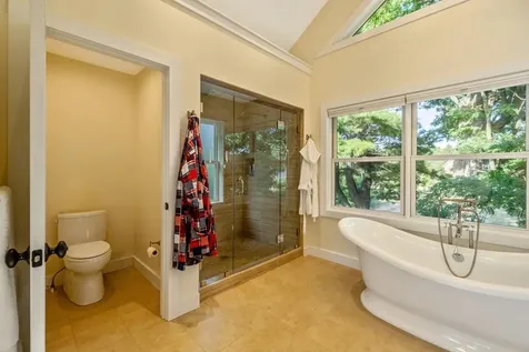 4155 West Shore Road Isle La Motte VT 05463