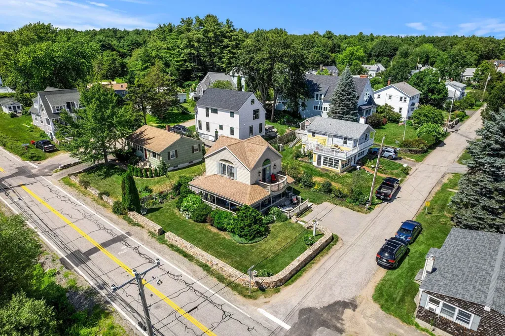 33 Wallis Road Rye NH 03870