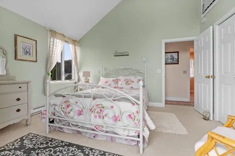 33 Wallis Road Rye NH 03870