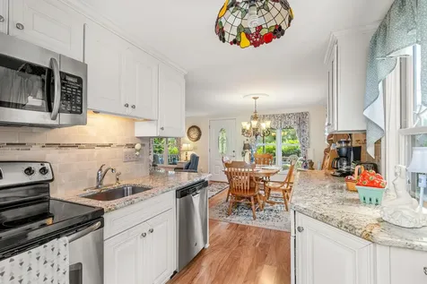33 Wallis Road Rye NH 03870