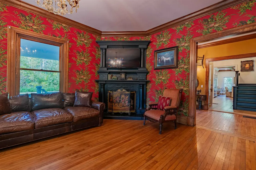 144 Taconic Avenue Manchester VT 05254