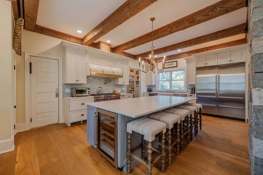 144 Taconic Avenue Manchester VT 05254