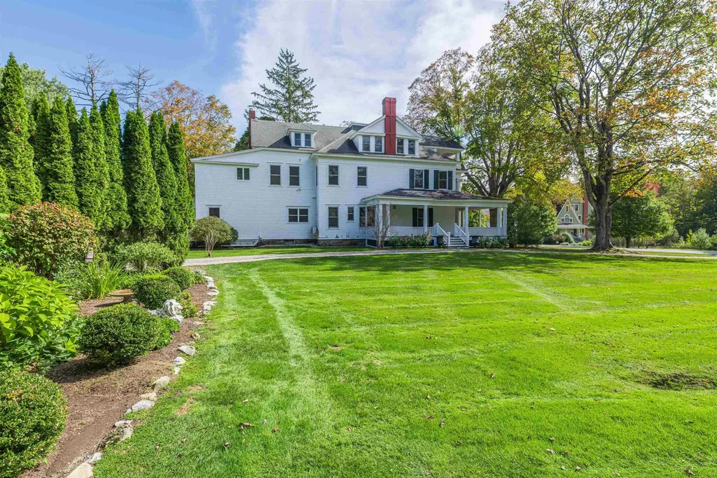 144 Taconic Avenue Manchester VT 05254