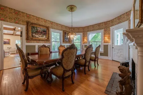 144 Taconic Avenue Manchester VT 05254