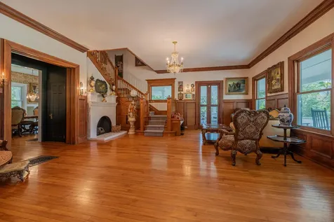 144 Taconic Avenue Manchester VT 05254