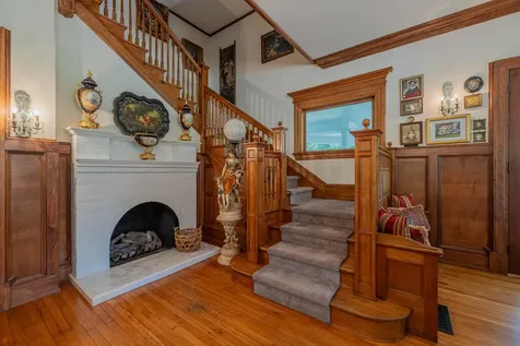 144 Taconic Avenue Manchester VT 05254