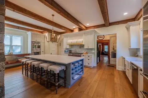 144 Taconic Avenue Manchester VT 05254