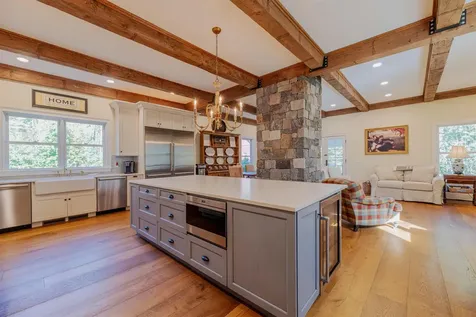 144 Taconic Avenue Manchester VT 05254