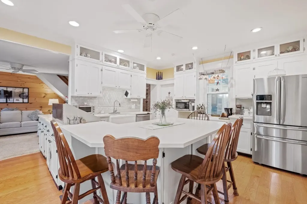 431 George Road Hebron NH 03241