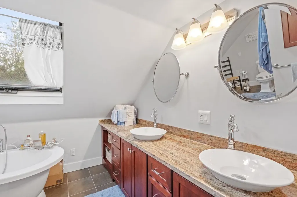 431 George Road Hebron NH 03241