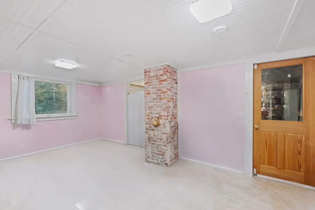 431 George Road Hebron NH 03241