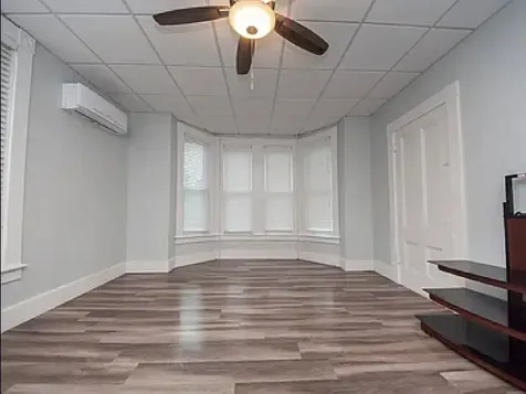 18-20 Cleveland Place Laconia NH 03246