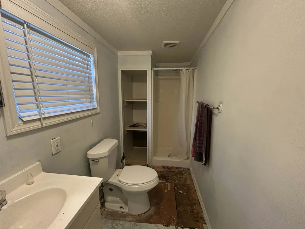 301 Sherwood Glen Somersworth NH 03878