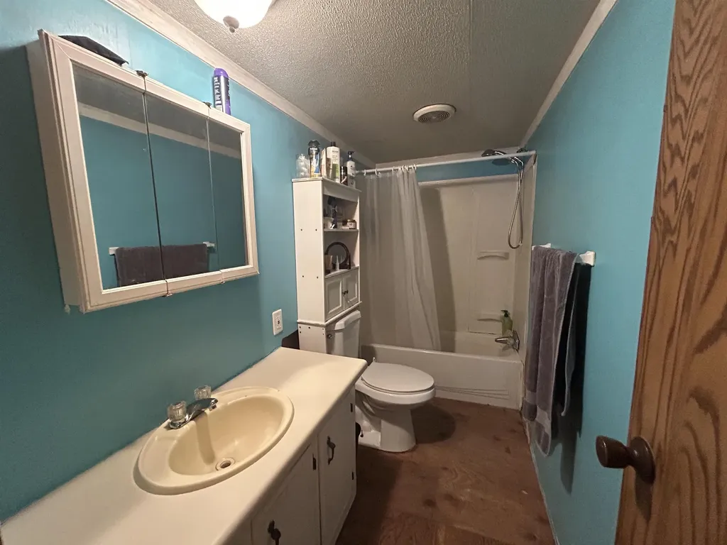 301 Sherwood Glen Somersworth NH 03878