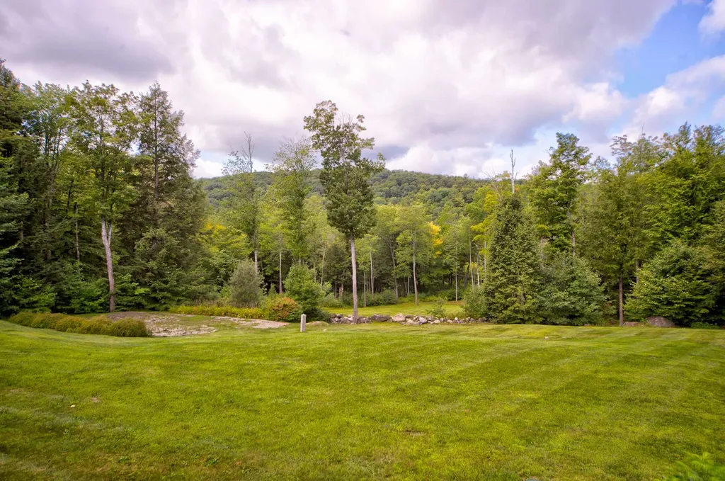 495 Tigertown Road Norwich VT 05055