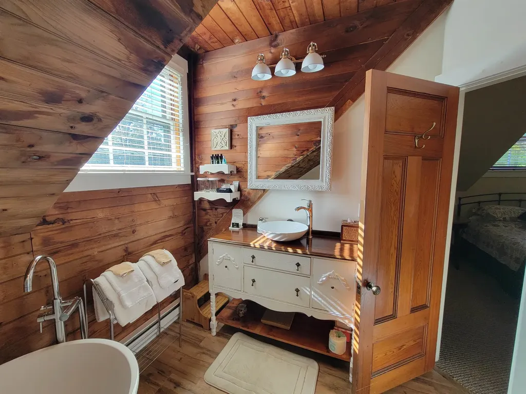 75 Summer Street Bristol NH 03222